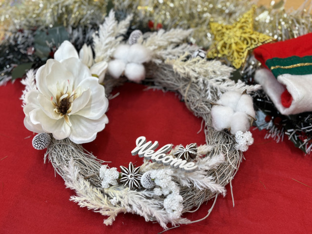 ホワイトクリスマスリース（イメージ）